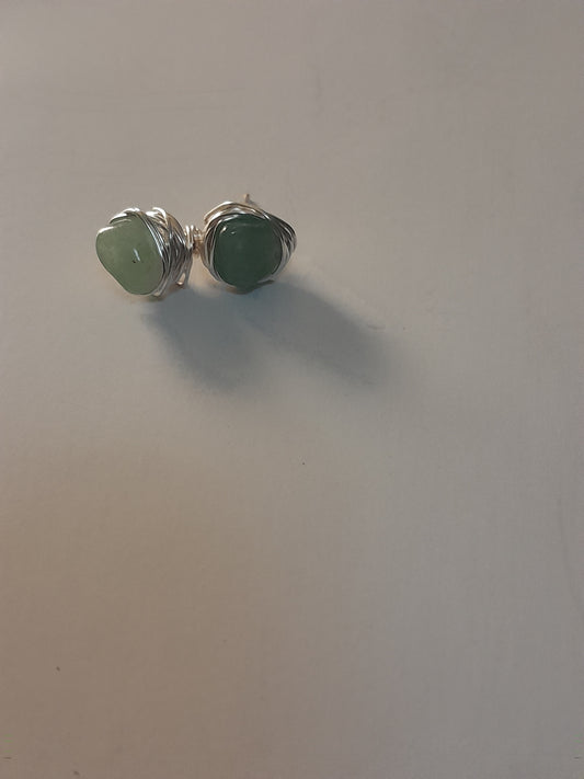 Green aventurine Stud