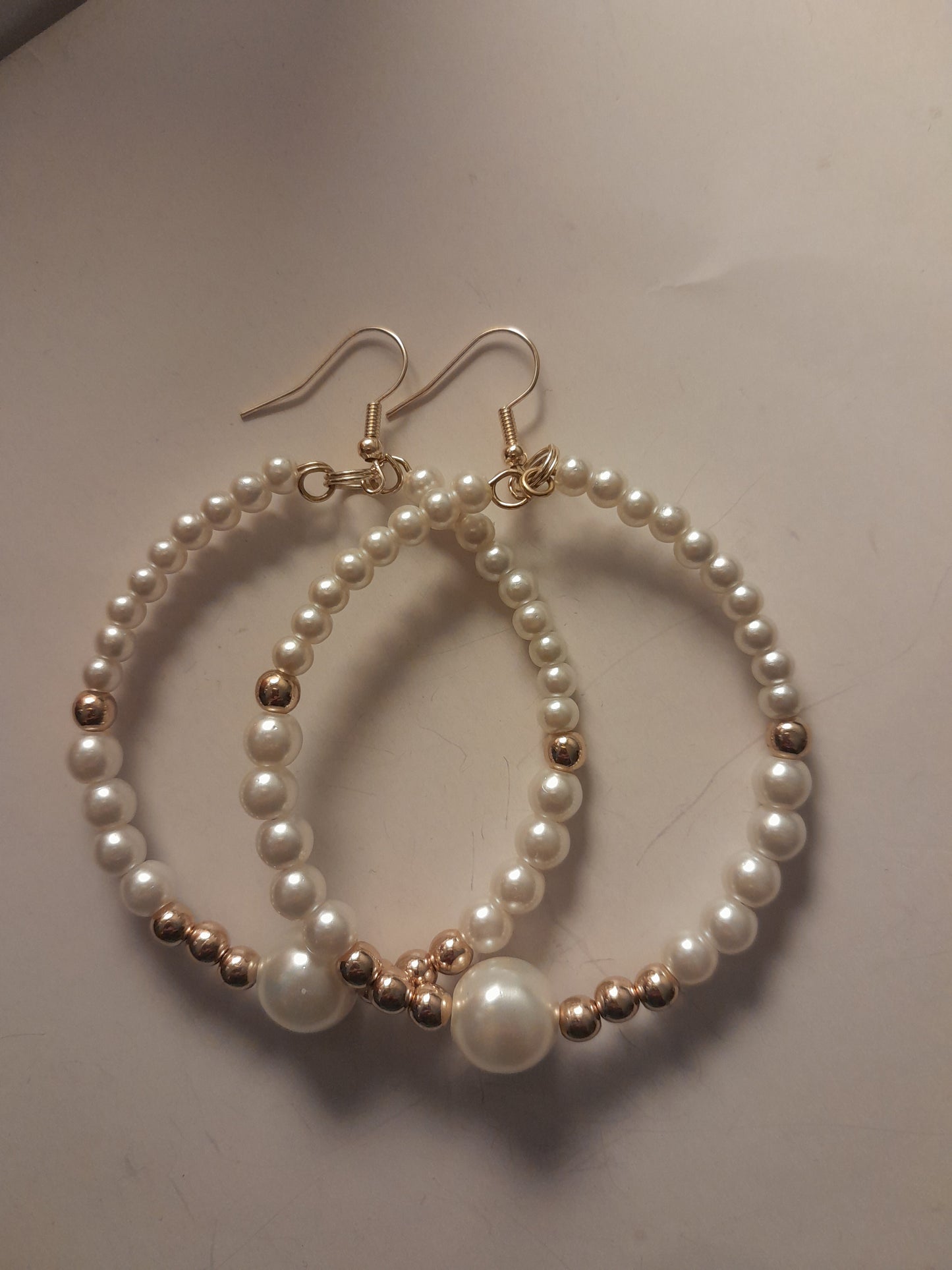 Gold/pearls