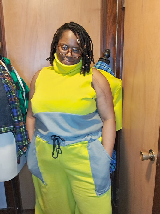 Color Block/Wide Legs Sweat Suit